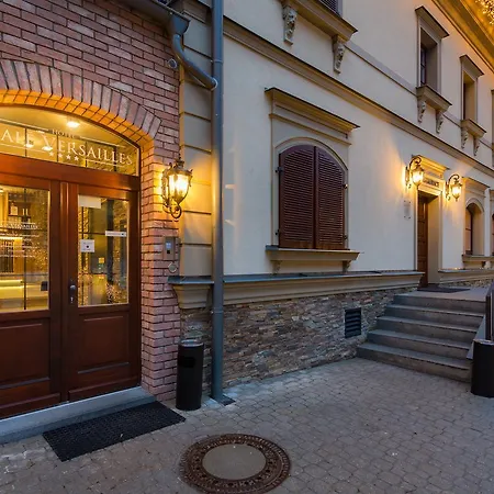 Malé Versailles Hotel
