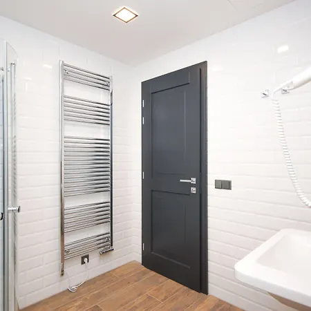Male Versailles Hotel 4*