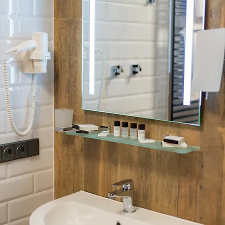 Hotel Male Versailles