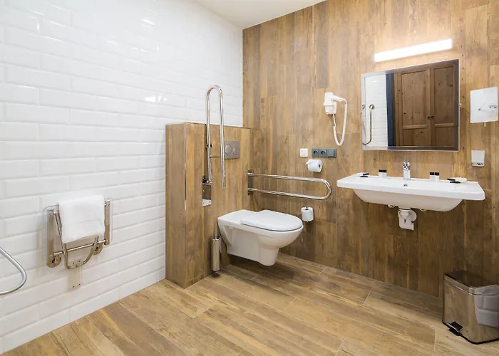 Hotell Male Versailles 4*