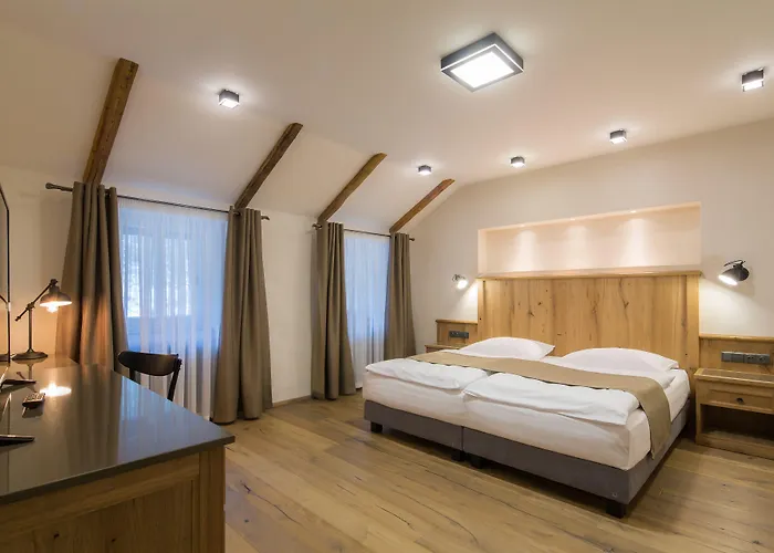 Hotell Male Versailles